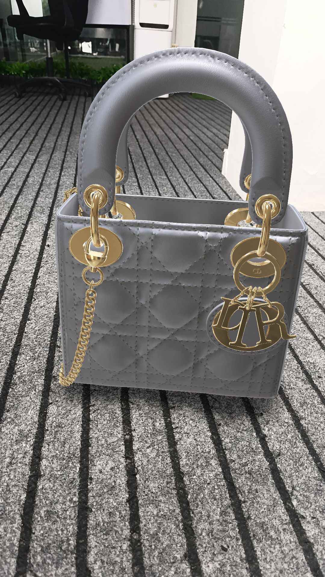 Sneakers & Bag AR Filter